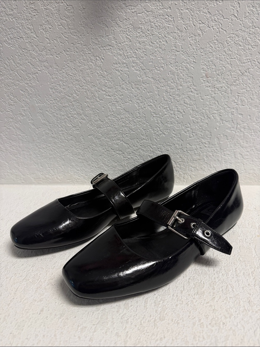 NWT Dolce Vita Black Patent Mary Jane Flats with Buckle Strap 9.5